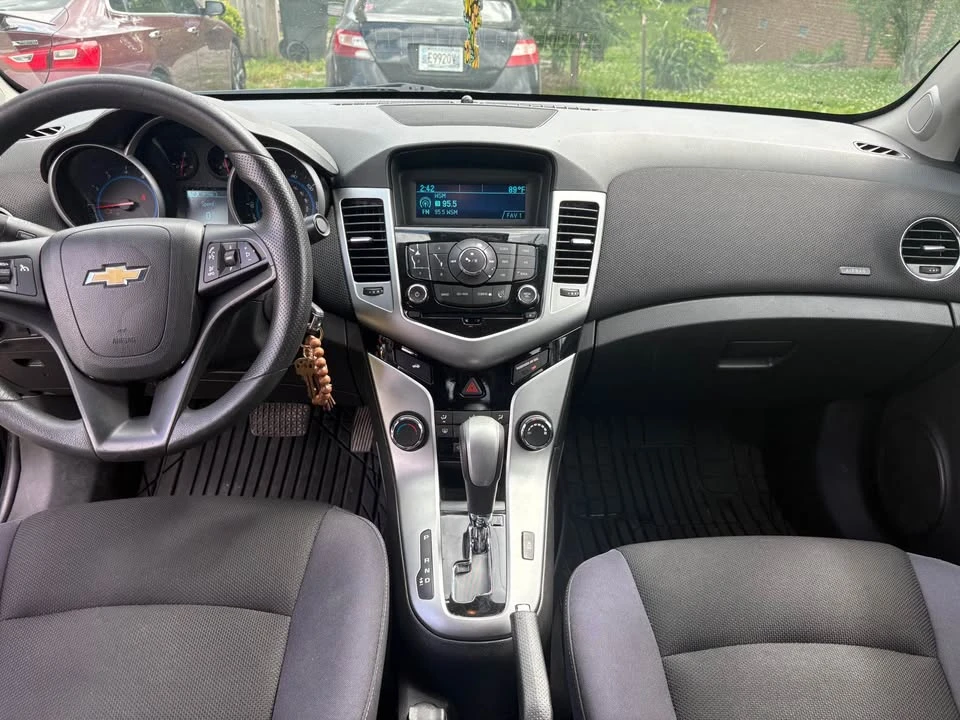 2015 Chevrolet Cruze - Image 8 of 9