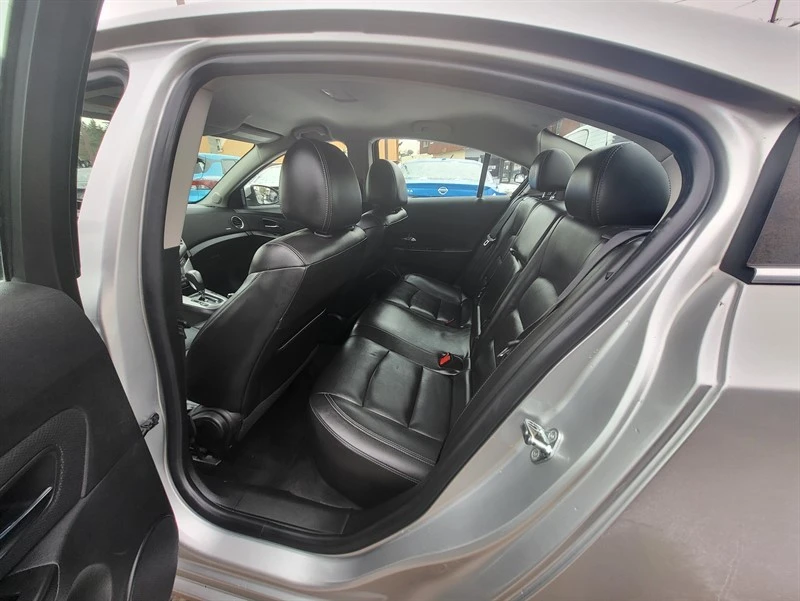 2015 Chevrolet Cruze - Image 9 of 16