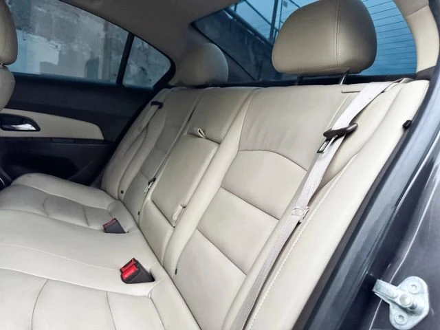 2015 Chevrolet Cruze - Image 14 of 21