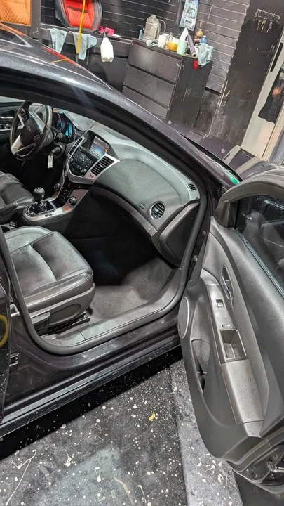 2015 Chevrolet Cruze - Image 11 of 12