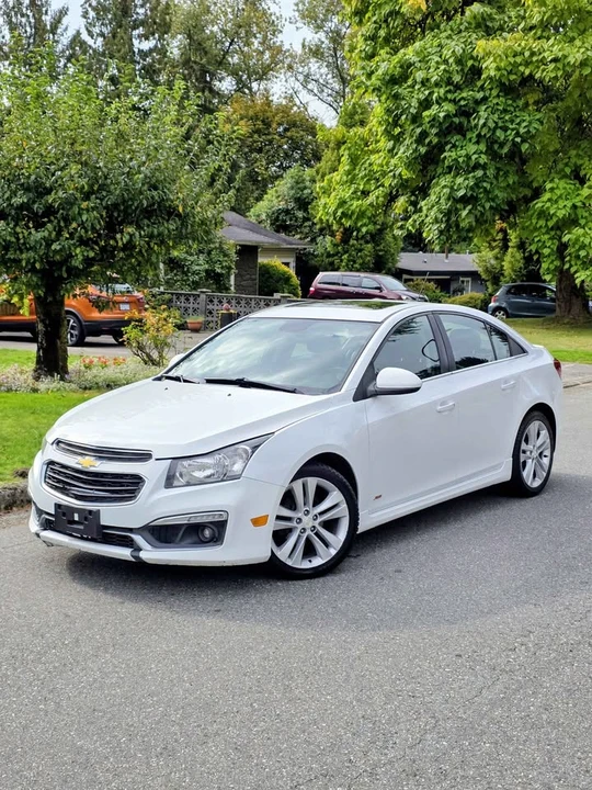 2015 Chevrolet Cruze - Image 2 of 17
