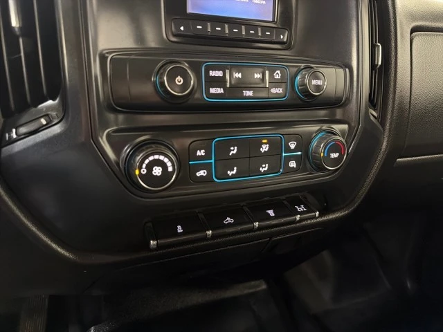 2015 Chevrolet Silverado Heavy Duty 3rd Gen - Image 19 of 21