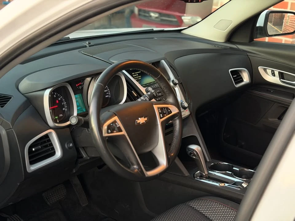 2015 Chevrolet Equinox - Image 8 of 18