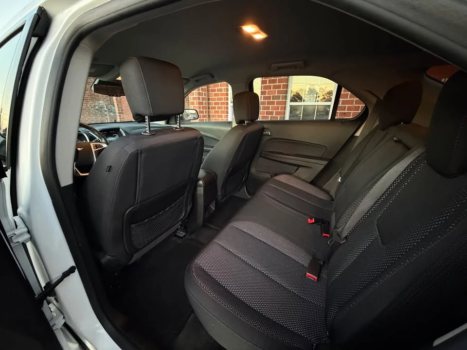 2015 Chevrolet Equinox - Image 10 of 18