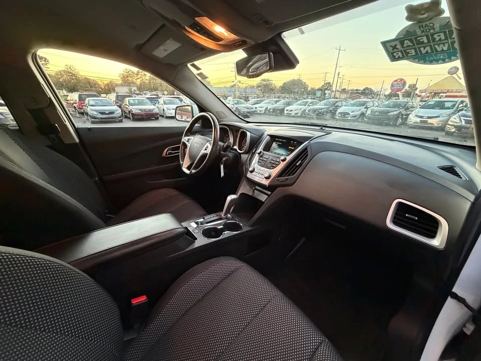 2015 Chevrolet Equinox - Image 14 of 18