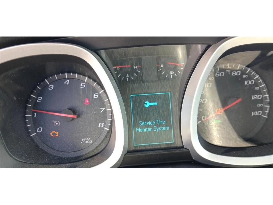 2015 Chevrolet Equinox - Image 14 of 24