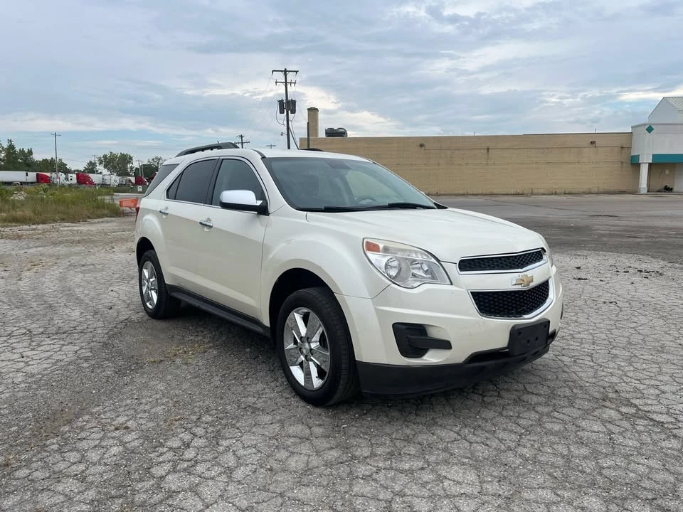 2015 Chevrolet Equinox - Image 4 of 10