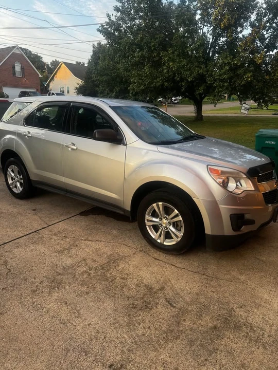 2015 Chevrolet Equinox - Image 2 of 8