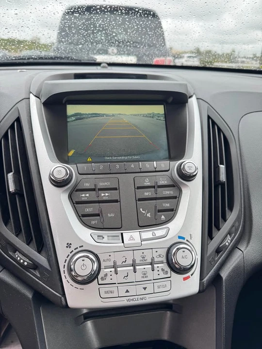 2015 Chevrolet Equinox - Image 5 of 12