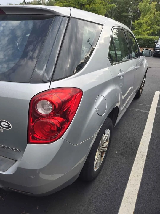 2015 Chevrolet Equinox - Image 6 of 11