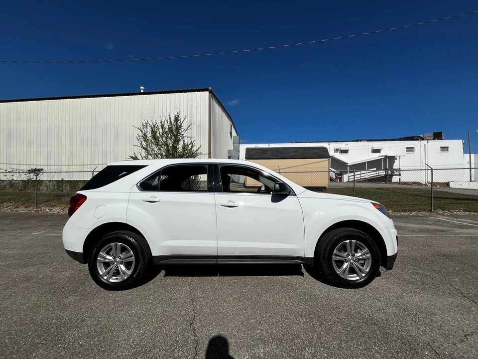 2015 Chevrolet Equinox - Image 4 of 11