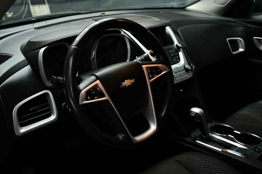 2015 Chevrolet Equinox - Image 14 of 21