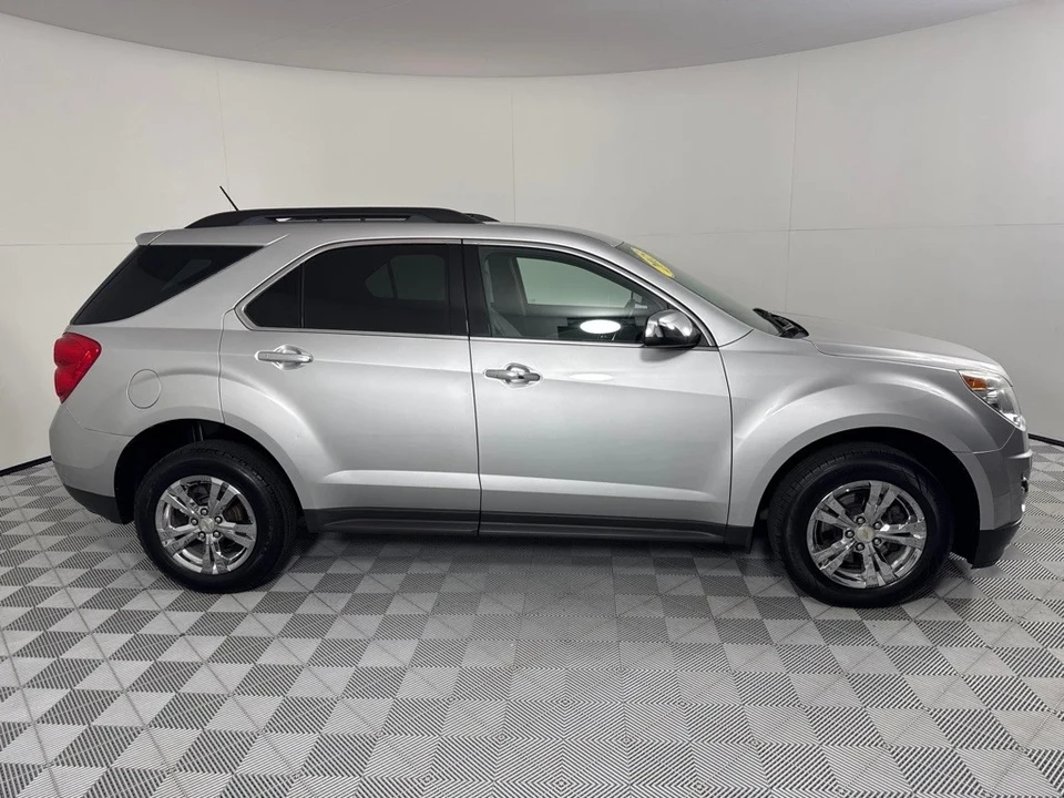 2015 Chevrolet Equinox - Image 4 of 12
