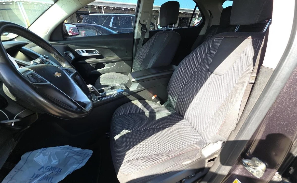 2015 Chevrolet Equinox - Image 9 of 17