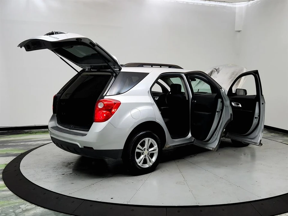 2015 Chevrolet Equinox - Image 10 of 21