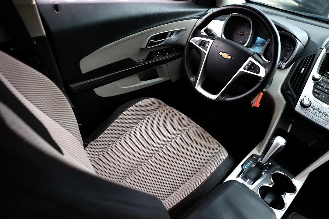 2015 Chevrolet Equinox - Image 20 of 21