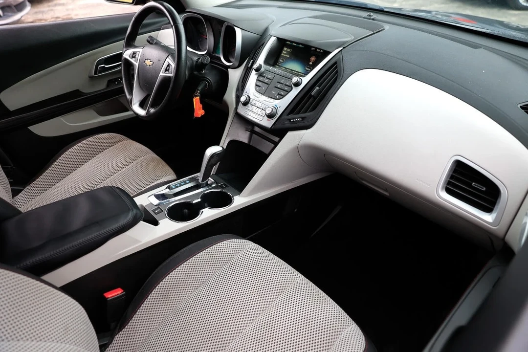 2015 Chevrolet Equinox - Image 16 of 21