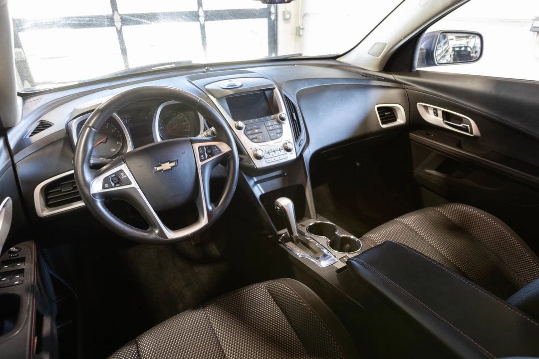 2015 Chevrolet Equinox - Image 20 of 21