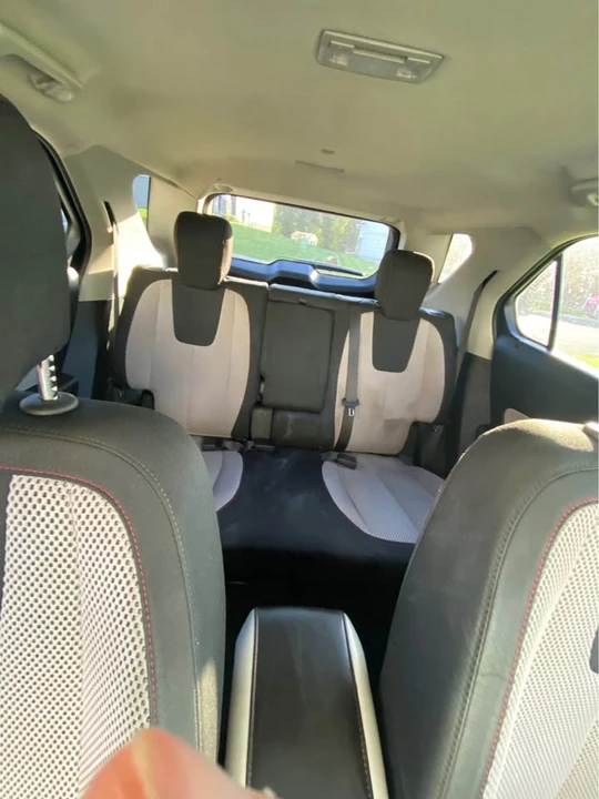 2015 Chevrolet Equinox - Image 6 of 8