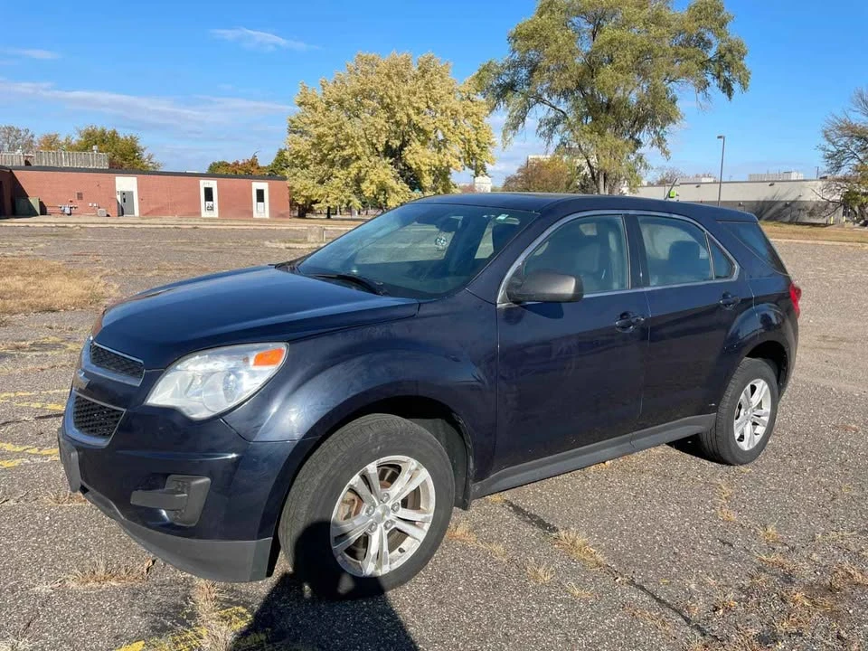 2015 Chevrolet Equinox - Image 2 of 15