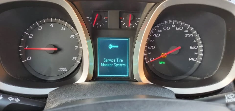 2015 Chevrolet Equinox - Image 15 of 17