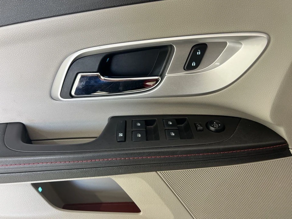 2015 Chevrolet Equinox - Image 19 of 21