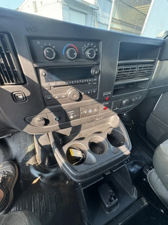 2015 Chevrolet Express - Image 14 of 14