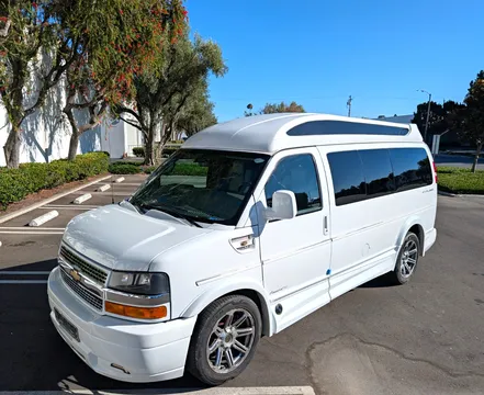 2015 Chevrolet Express Explorer Limited SE