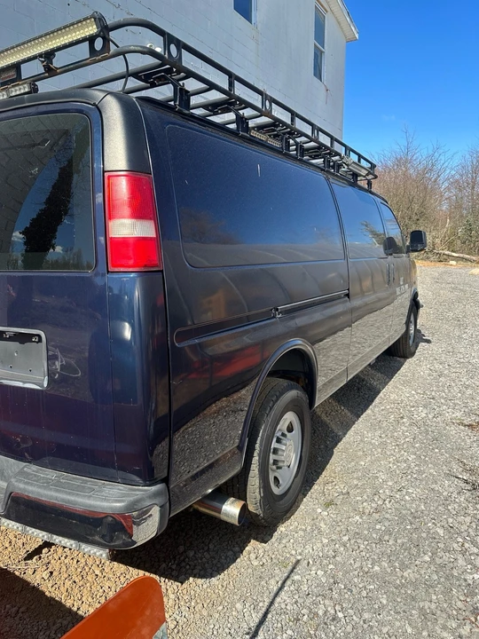 2015 Chevrolet Express - Image 6 of 16
