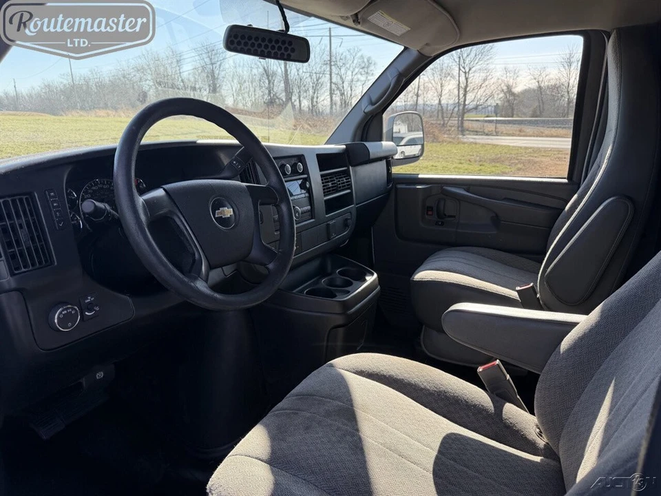 2015 Chevrolet Express - Image 12 of 12