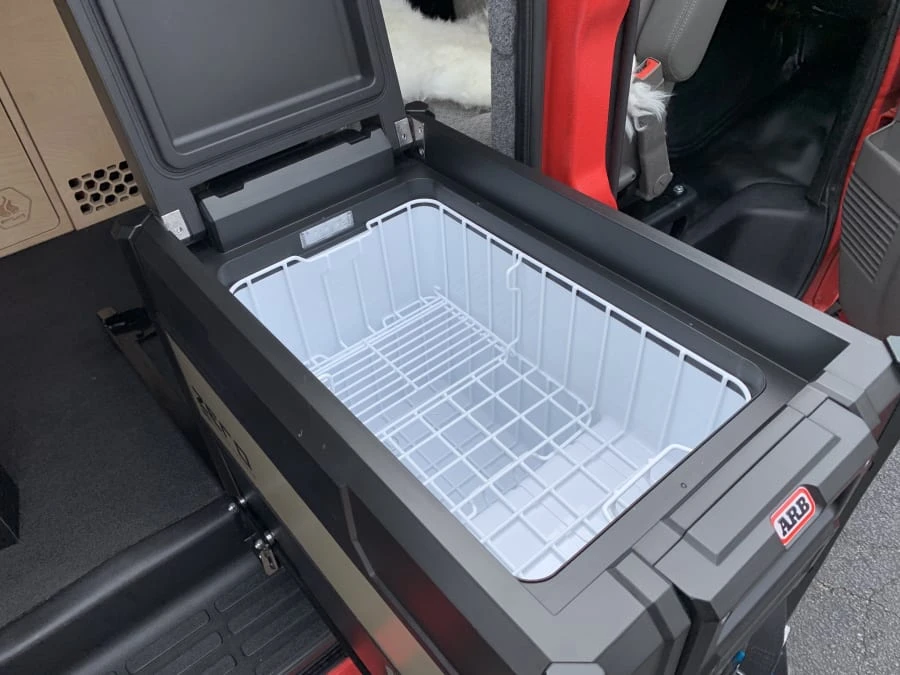 2015 Chevrolet Express - Image 18 of 21