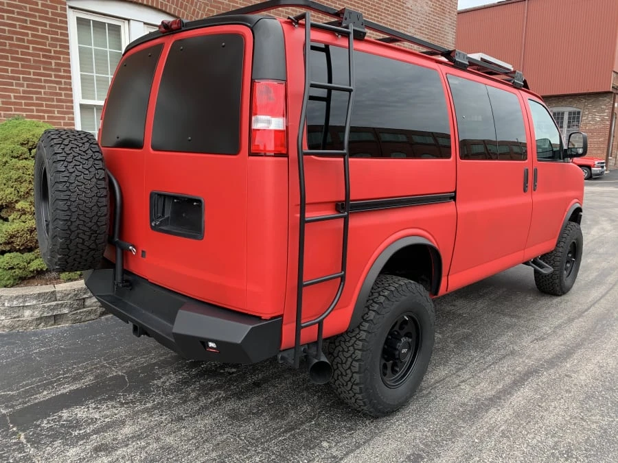 2015 Chevrolet Express - Image 20 of 21