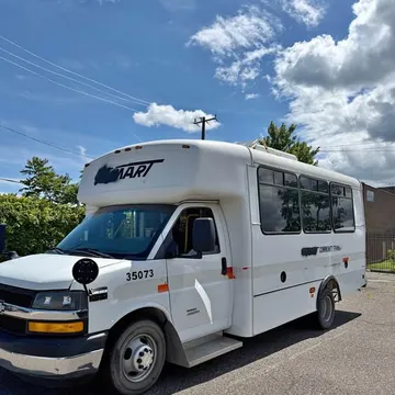 2015 Chevrolet Express 3500 Cutaway Van
