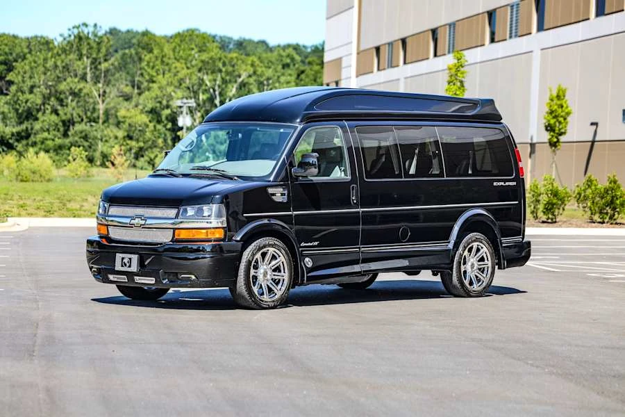 2015 Chevrolet Express - Image 5 of 31