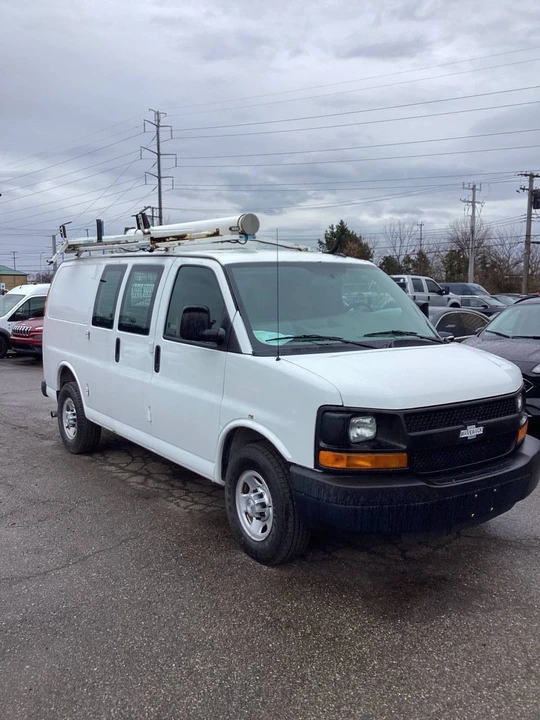 2015 Chevrolet Express - Image 2 of 21