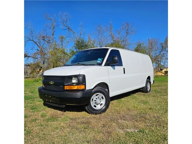2015 Chevrolet Express - Image 4 of 12