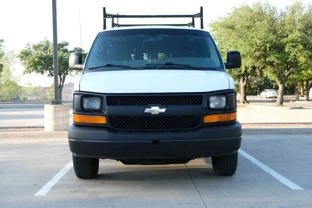 2015 Chevrolet Express - Image 4 of 21