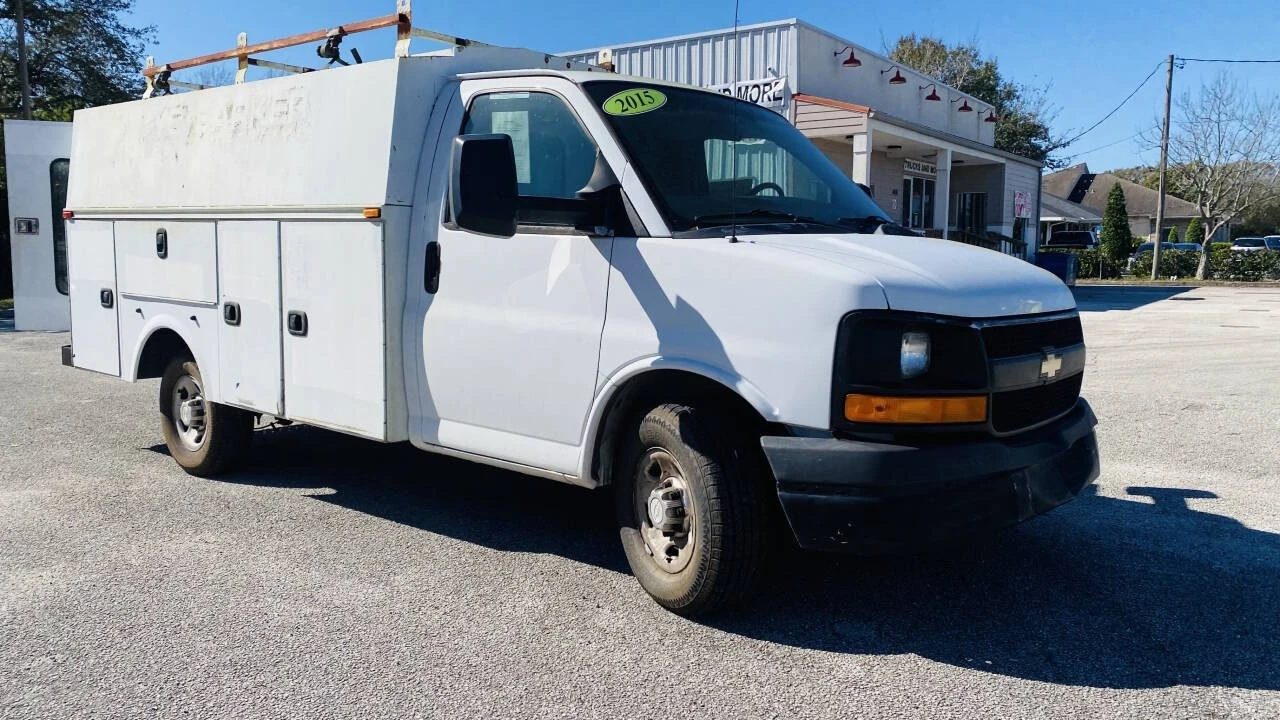 2015 Chevrolet Express - Image 21 of 21