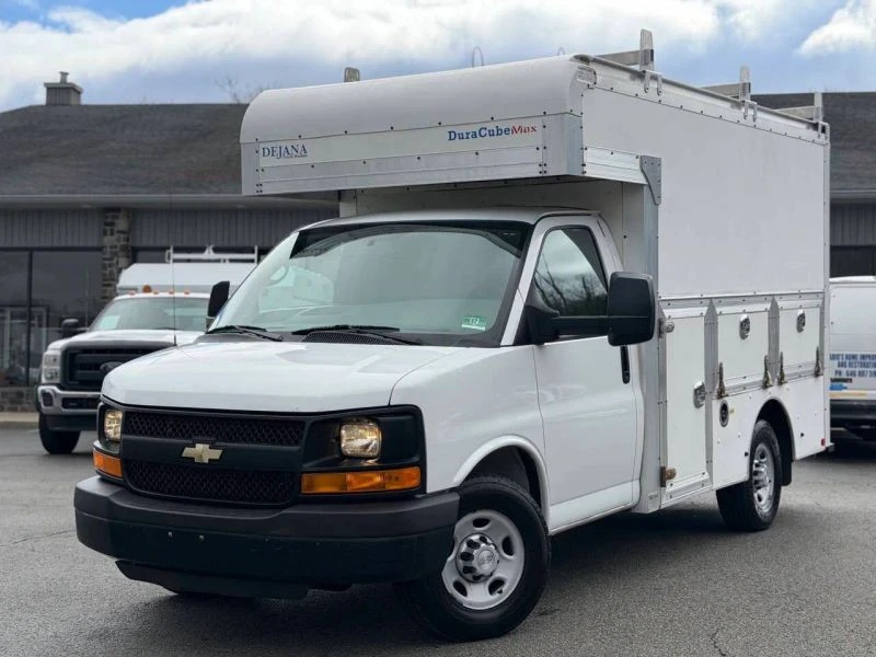 2015 Chevrolet Express - Image 2 of 12