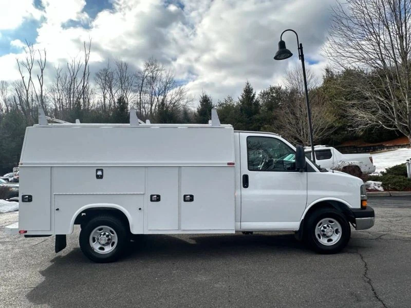 2015 Chevrolet Express - Image 3 of 12