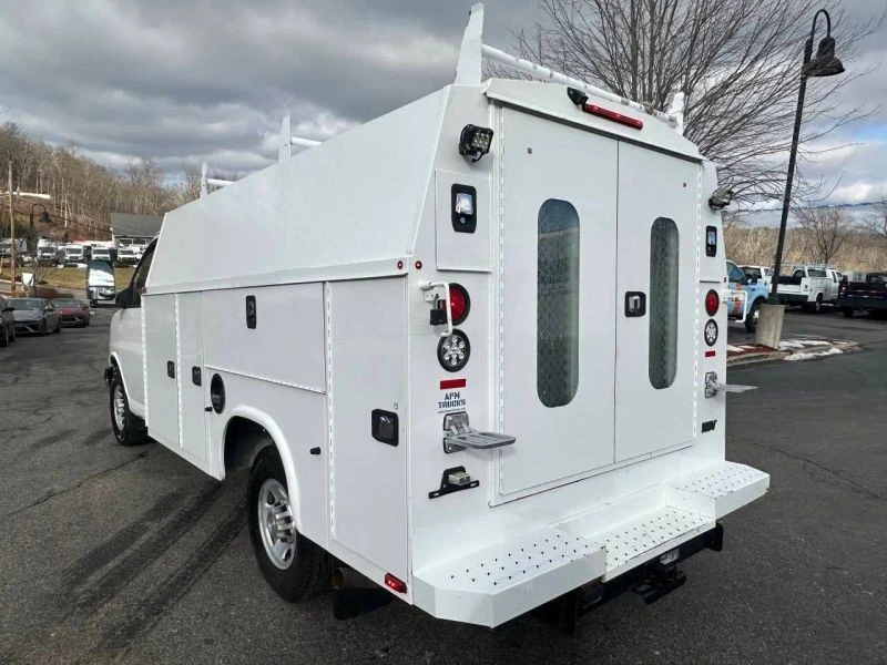 2015 Chevrolet Express - Image 12 of 12