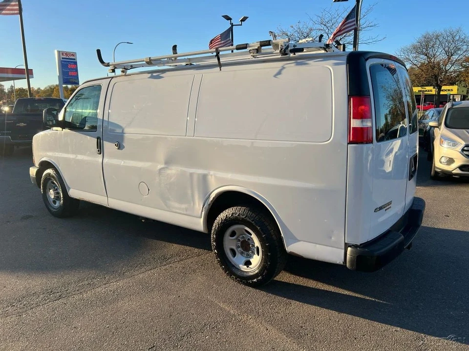 2015 Chevrolet Express - Image 3 of 12