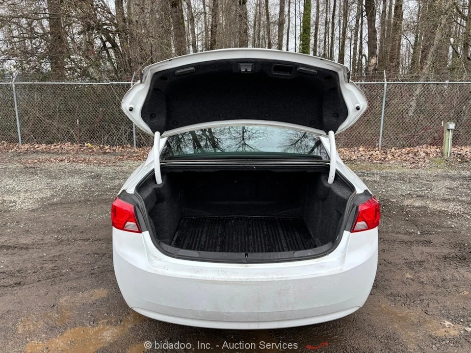 2015 Chevrolet Impala 10th Gen - Image 9 of 12