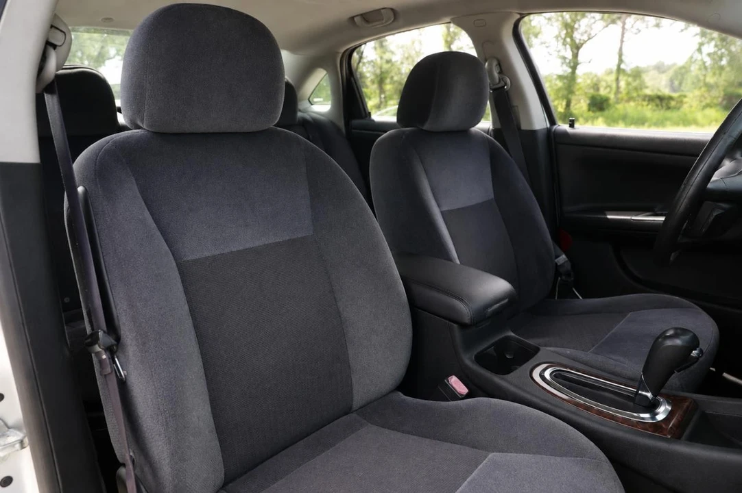 2015 Chevrolet Impala 9th Gen - Image 18 of 31
