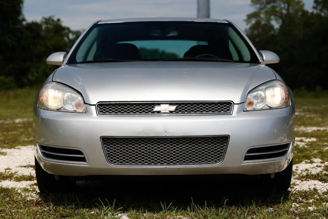 2015 Chevrolet Impala 9th Gen - Image 19 of 31
