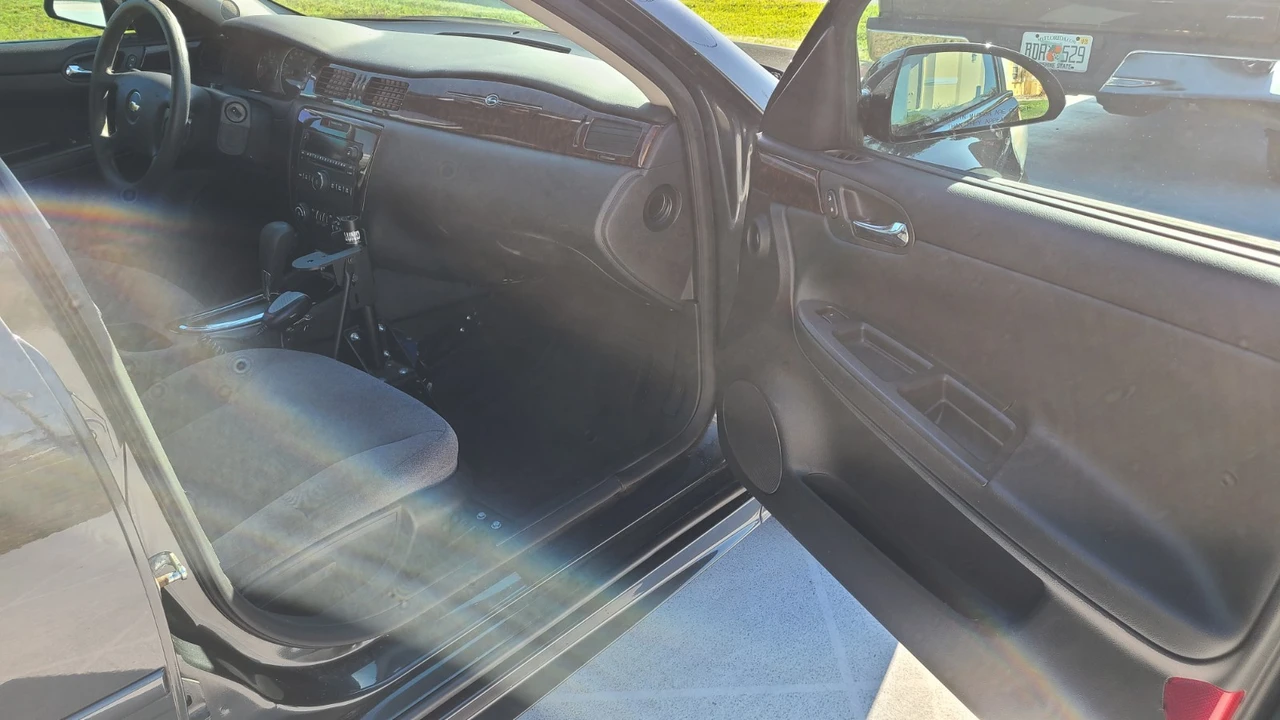 2015 Chevrolet Impala 10th Gen - Image 13 of 20