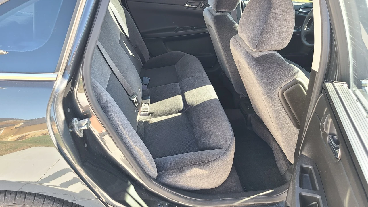 2015 Chevrolet Impala 10th Gen - Image 12 of 20