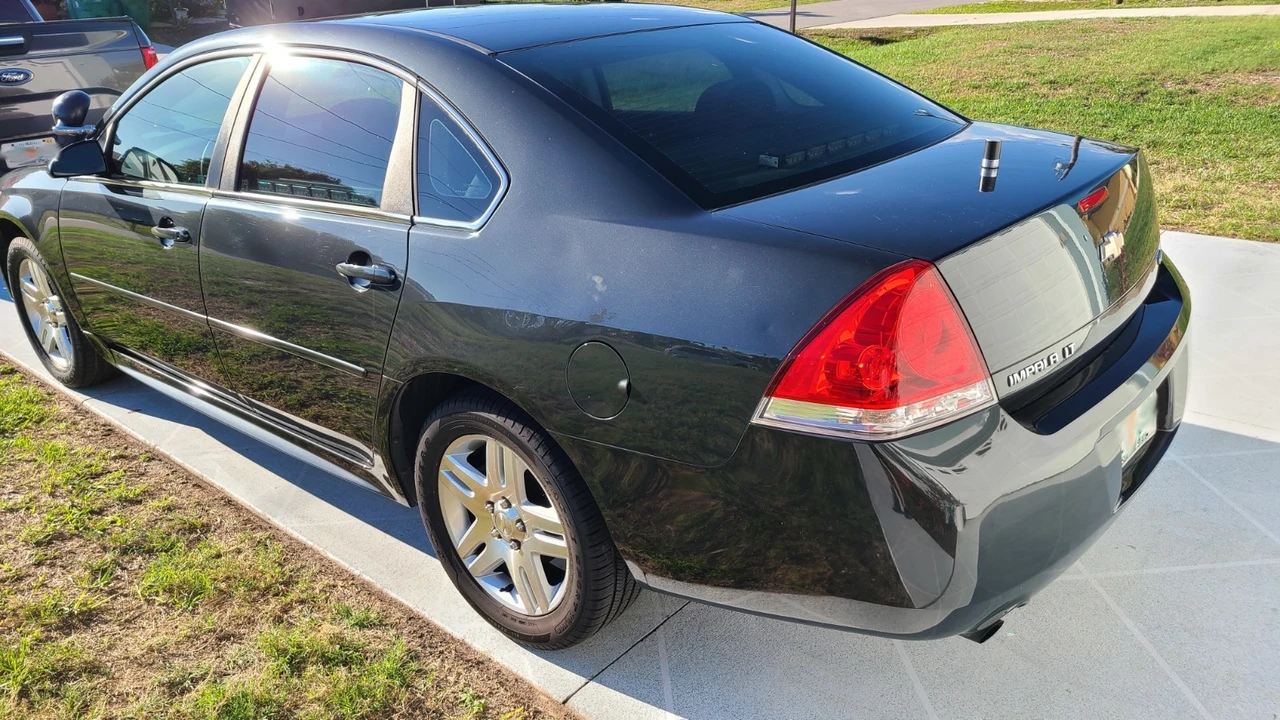 2015 Chevrolet Impala 10th Gen - Image 4 of 20