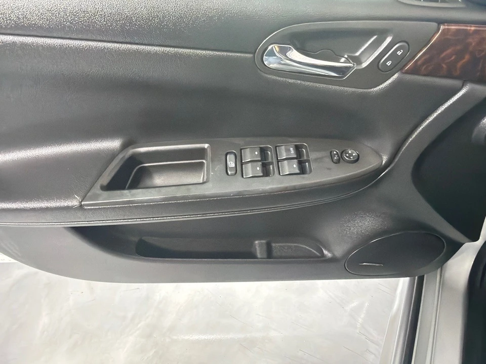 2015 Chevrolet Impala 9th Gen - Image 10 of 24