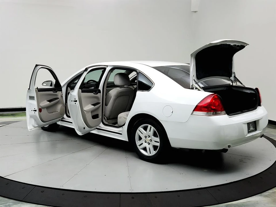 2015 Chevrolet Impala 9th Gen - Image 12 of 31